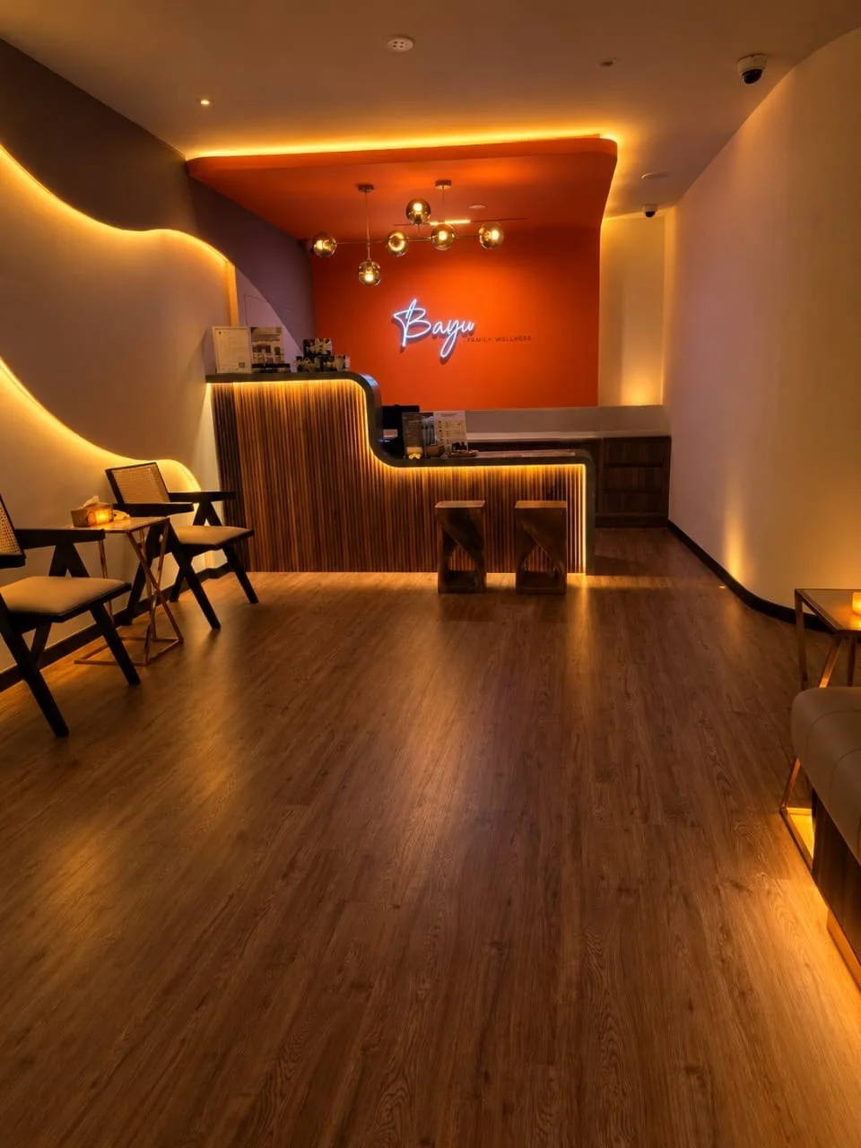 The reception desk at Bayu